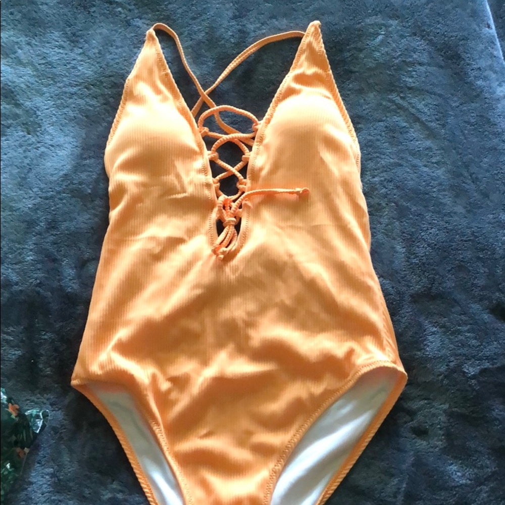 Yellow one piece Cupshe bathing suit